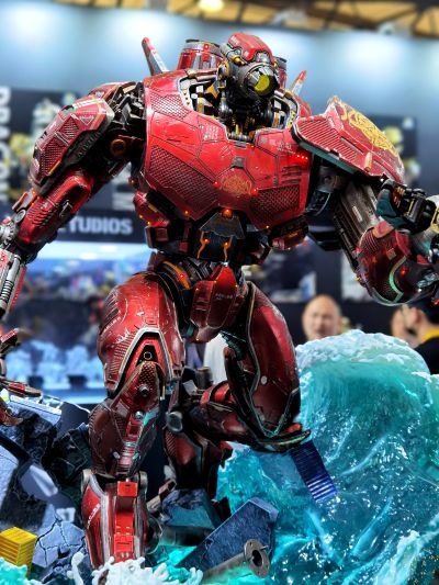 环太平洋:雷霆再起 暴风赤红