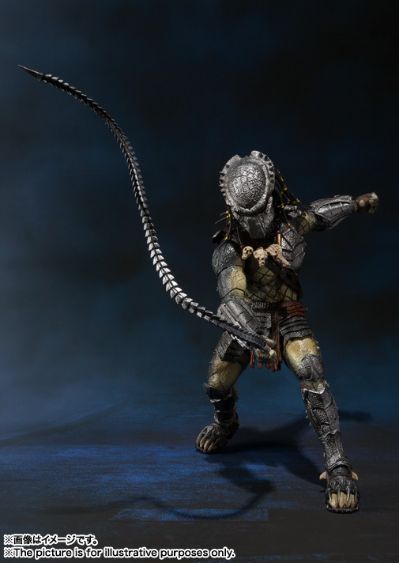 S.H.MonsterArts 异形大战铁血战士 独狼铁血战士