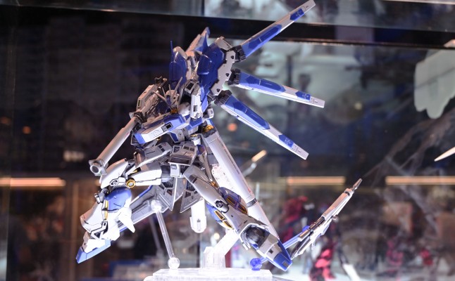 RG 1/144 高达基地专属商品  Hi-ν高达 [钛金质感]