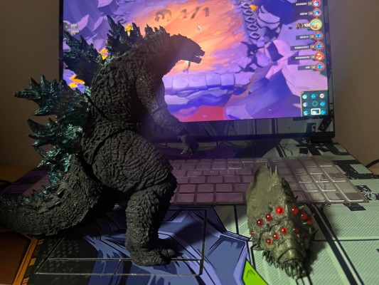 竹谷式自在置物 风之谷 王虫（小） 深红版