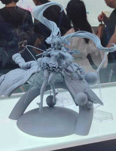 初音未来 闪耀星间