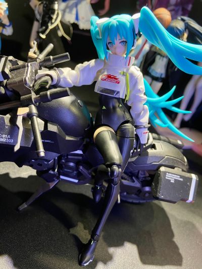 22赛车miku