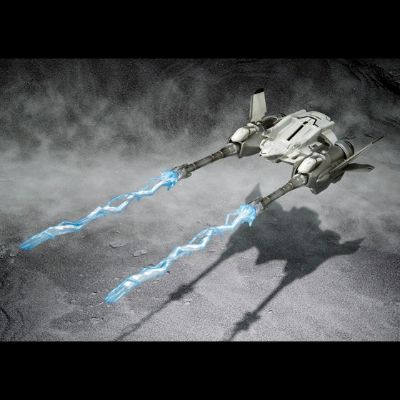 S.H.MonsterArts UX-01-92 迦楼罗 + 机械哥斯拉配套特效件