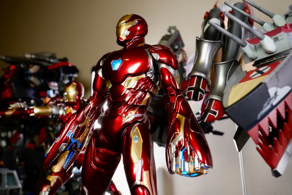 DLX 复仇者联盟3：无限战争 钢铁侠 50号装甲配件包