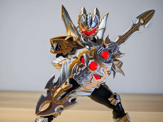 铠甲勇士形刻系列第十作 帝皇侠