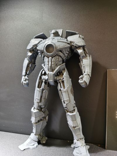 环太平洋 暴风赤红