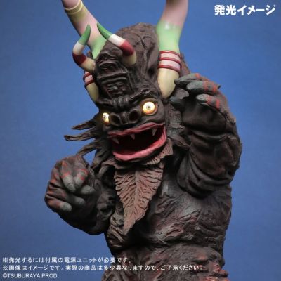 巨型×著名造型师系列 赛文奥特曼 米库拉斯