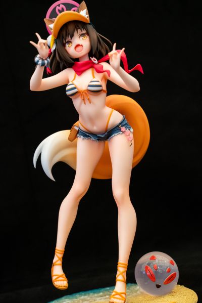 蔚蓝档案  久田泉奈 泳装