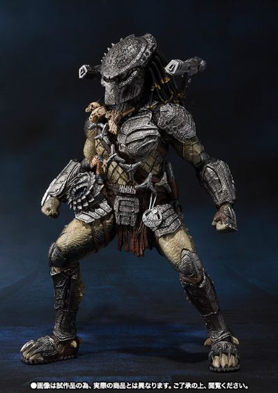 S.H.MonsterArts 异形大战铁血战士 独狼铁血战士 重装备