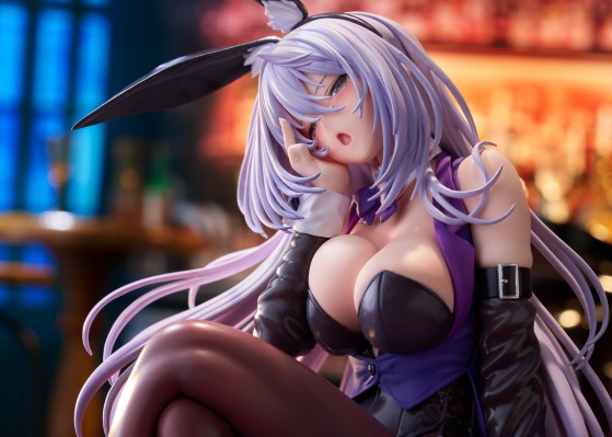 害羞的她 天笠缀 兔女郎