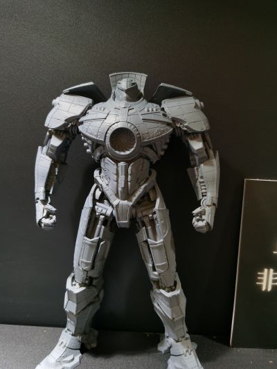 环太平洋 暴风赤红