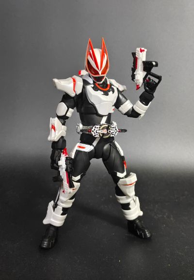 S.H.Figuarts    假面骑士极狐 推进器马格南形态+火旺形态配件包