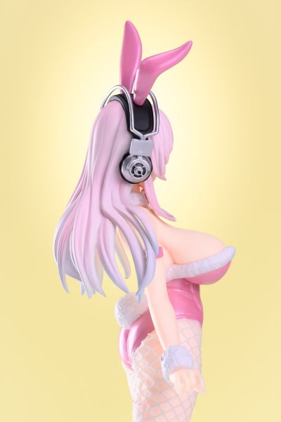 BiCute Bunnies 超级索尼子 粉色兔女郎