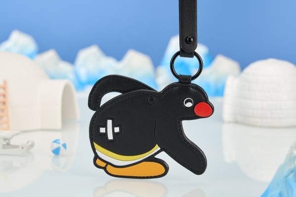 企鹅家族 PU钥匙扣挂件 听音乐/拿冰淇淋/摸屁屁