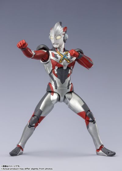 S.H.Figuarts  艾克斯奥特曼（新生代之星）（暂译）