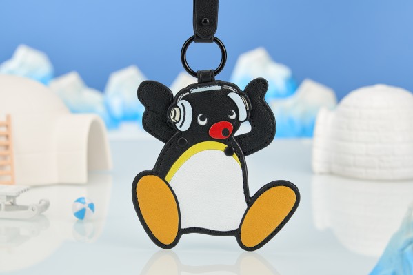 企鹅家族 PU钥匙扣挂件 听音乐/拿冰淇淋/摸屁屁