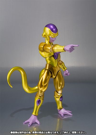 S.H.Figuarts 龙珠系列 黄金弗利萨