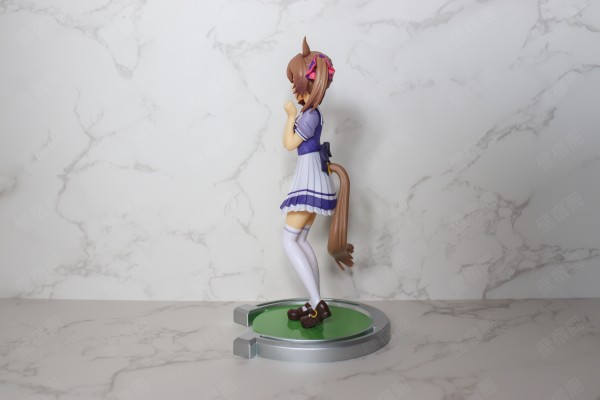 赛马娘  醒目飞鹰