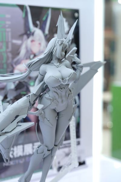 交错战线 克洛艾·斯泰特“荧”