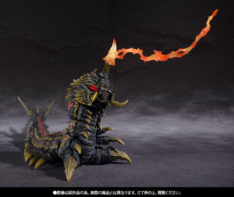 S.H.MonsterArts   哥斯拉大战魔斯拉 成虫巴特拉+幼虫巴特拉 特别配色