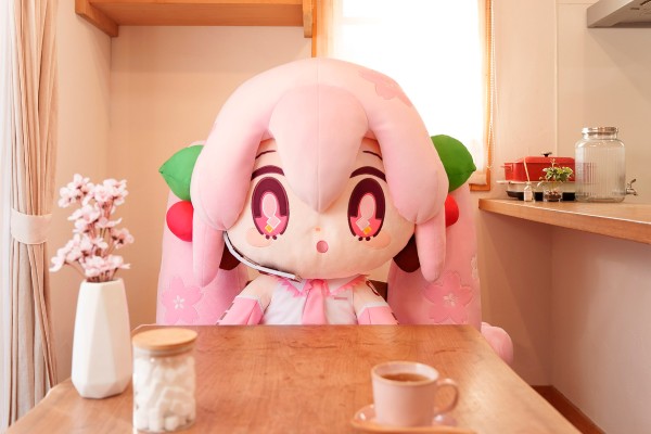 DOQUTE 樱花未来 超特大毛绒玩偶