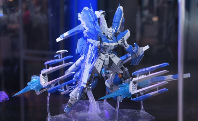 RG 1/144 高达基地专属商品  Hi-ν高达 [钛金质感]