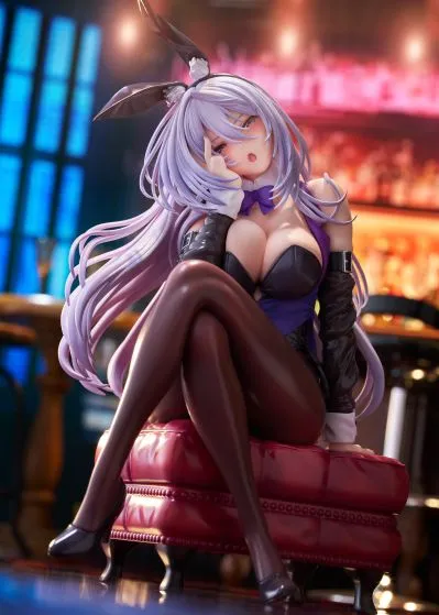 害羞的她 天笠缀 兔女郎