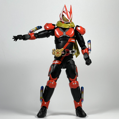 S.H.Figuarts    假面骑士极狐 推进器马格南形态+火旺形态配件包