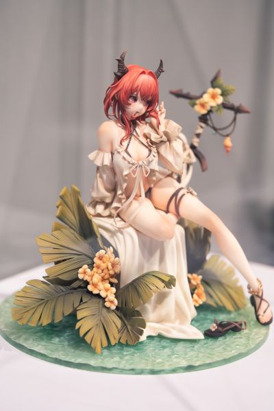 明日方舟 史尔特尔 泳装珊瑚海岸