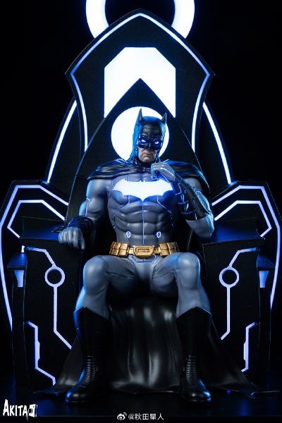 蝙蝠侠 与 莫比乌斯椅 合金载具手办