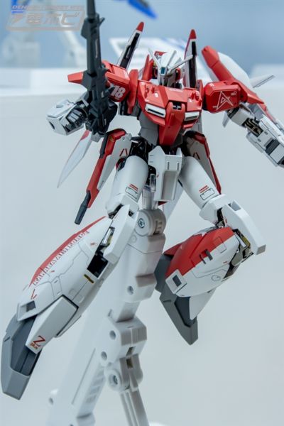 METAL ROBOT魂(Ka版)＜机动战士系列＞ Z PLUS（红色）