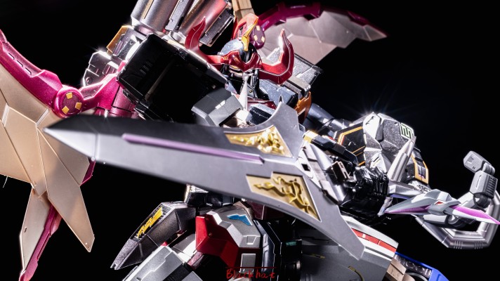 合机巧  麦克佐德