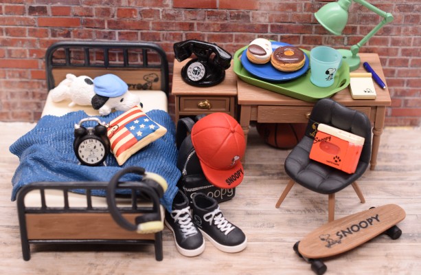 花生漫画  史努比的微观世界