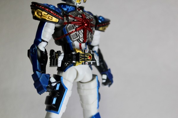 S.H.Figuarts  假面骑士升级战骑