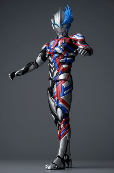 S.H.Figuarts 布莱泽奥特曼