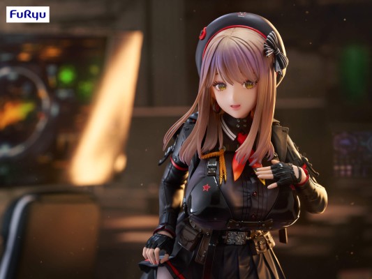 胜利女神：妮姬 艾玛