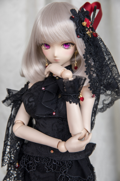 Dollfie Dream DD 噬神者 艾莉莎・伊莉妮琪娜・奥美拉 TV动画版