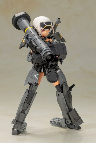 机甲少女 轰雷改（黑色）+ FGM148 标枪反坦克导弹