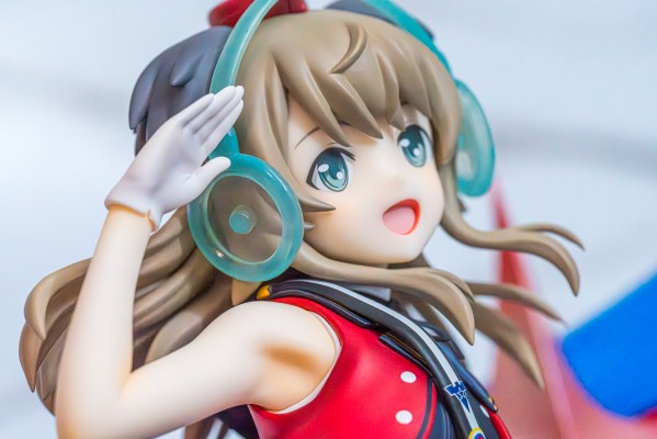 联盟空军航空魔法音乐队 光辉魔女  弗吉尼亚·罗伯逊