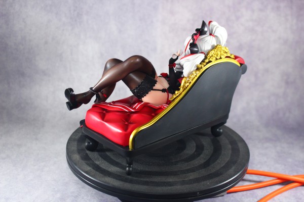 碧蓝航线 阿达尔伯特亲王 关店后的特殊服务