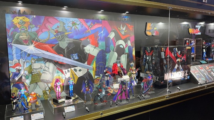 METAL BUILD   自由高达 概念2 雪耀配色版