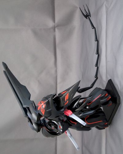 机动战舰 黑暗王子 黑百合