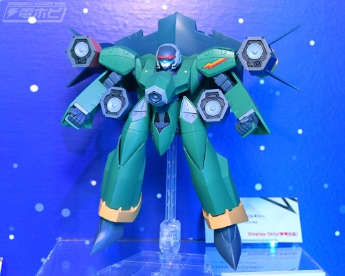 HI-METAL R 超时空要塞7 暴风女武神