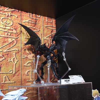 S.H.MonsterArts 游戏王 怪兽之决斗 真红眼黑龙