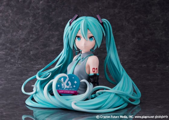 初音未来 16周年纪念 胸像
