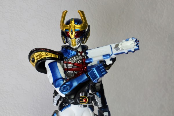 S.H.Figuarts  假面骑士升级战骑