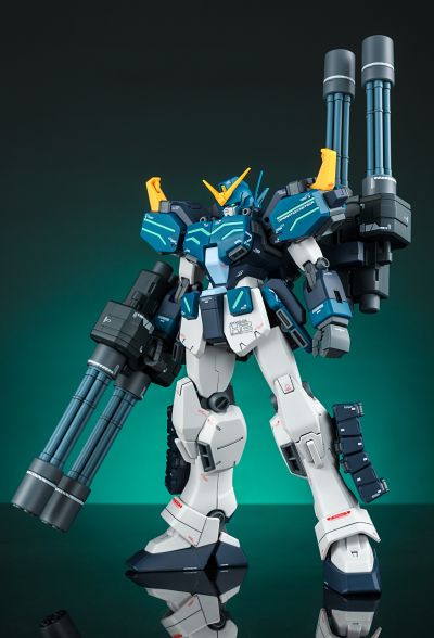 MG 	新机动战记高达W 无尽的华尔兹 XXXG-01H2 重装高达改(无尽的华尔兹)