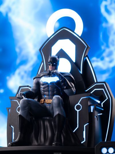 蝙蝠侠 与 莫比乌斯椅 合金载具手办