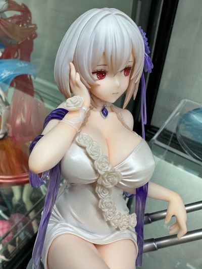 碧蓝航线 天狼星 纯白蔷薇