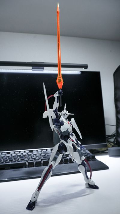 MODEROID 枪心剑刃 星期四·神裁